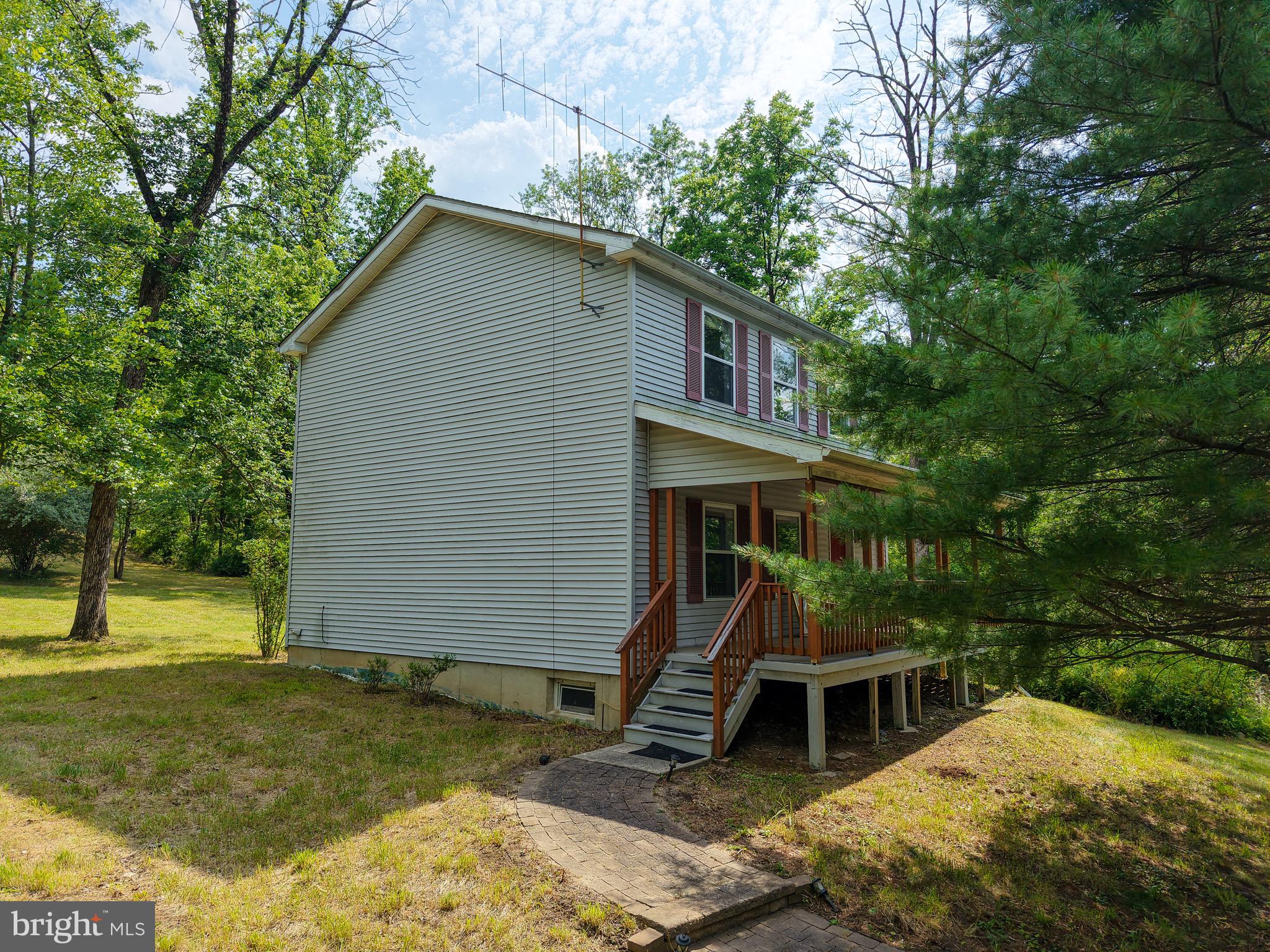 2015 Aquetong Road New Hope, PA 18938 - Photo 4 of 34