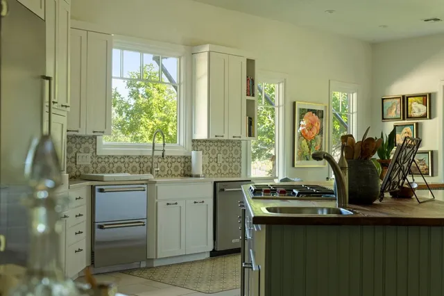 $1,750,000 | 1267 Funf Kinder Road, Fredericksburg, TX 78624