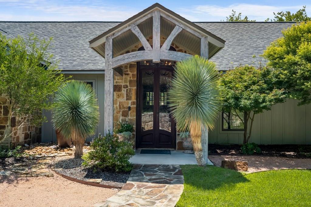 1267 Funf Kinder Road Fredericksburg, TX 78624 - Photo 3 of 92