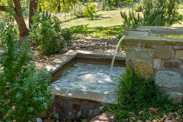 $1,750,000 | 1267 Funf Kinder Road, Fredericksburg, TX 78624