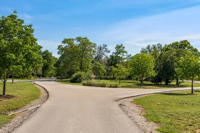 $1,750,000 | 1267 Funf Kinder Road, Fredericksburg, TX 78624