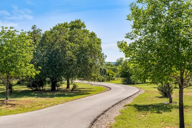 $1,750,000 | 1267 Funf Kinder Road, Fredericksburg, TX 78624