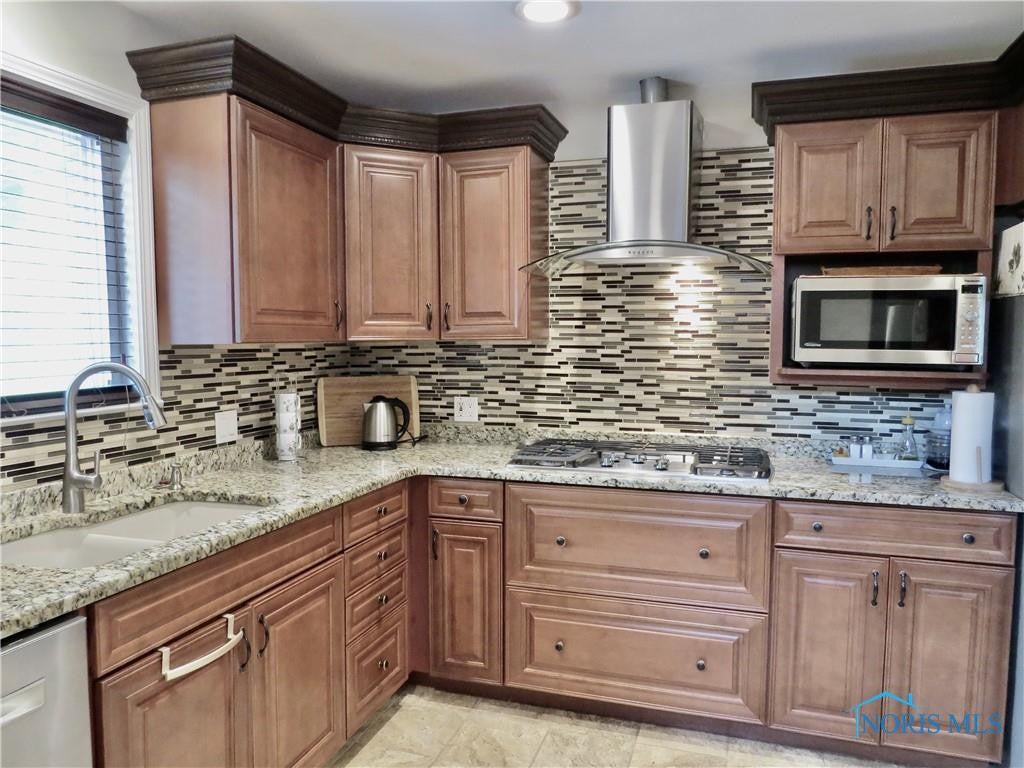 3328 Aldringham Road Toledo, OH 43606 - Photo 8 of 37 Gallery Image 8