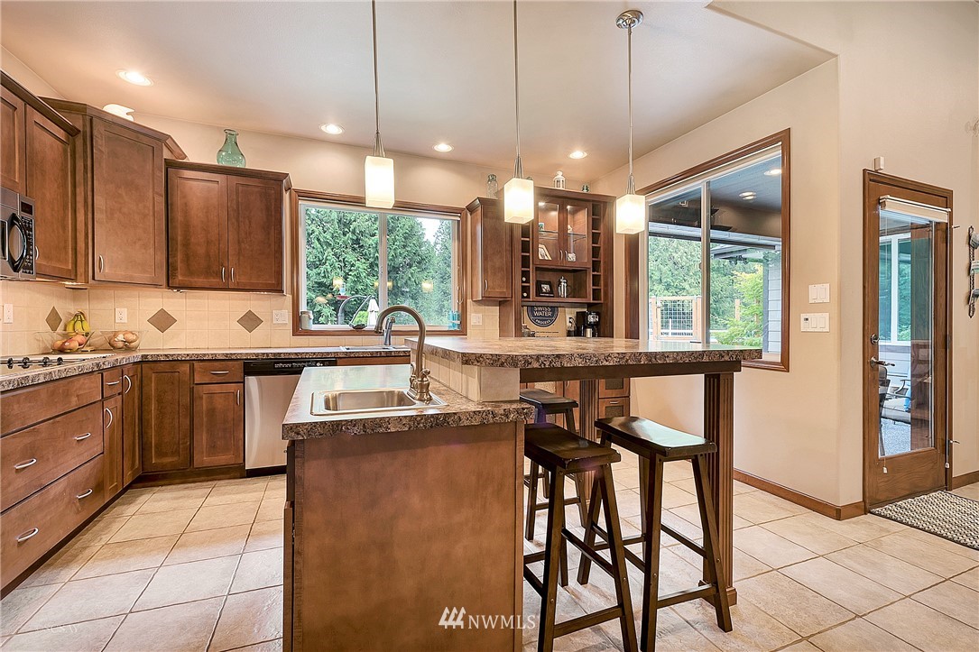 9929 Peace Road Blaine, WA 98230 - Photo 9 of 25 Gallery Image 9