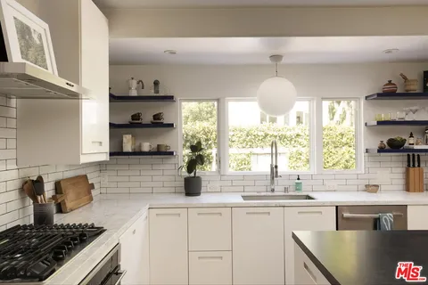 $1,195,000 | 2813 Herkimer Street, Los Angeles, CA 90039