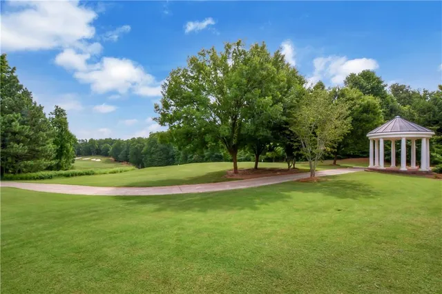 $677,390 | 7206 Grand Reunion Drive, Hoschton, GA 30548