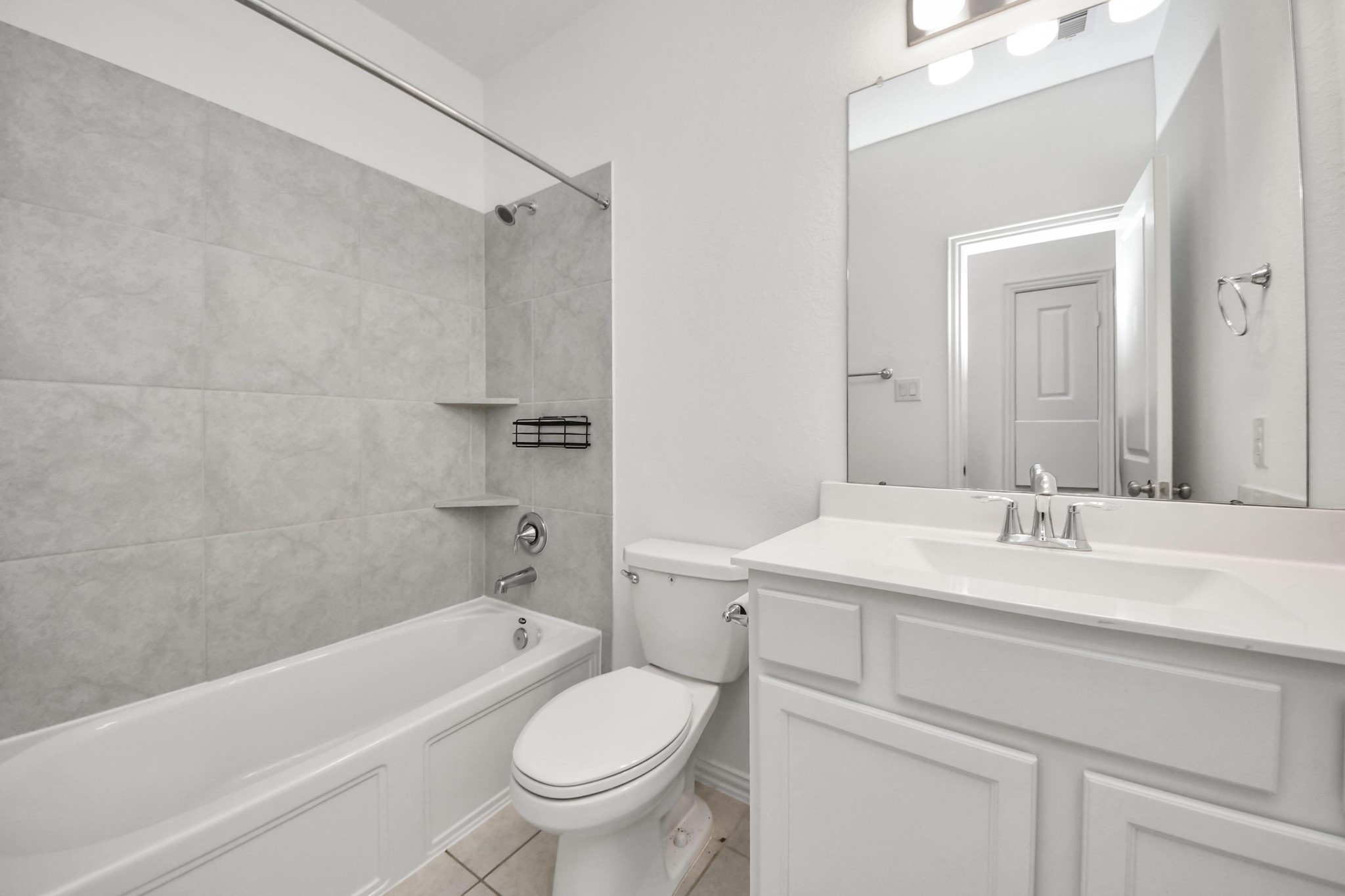 11918 Red Admiral Road Humble, TX 77346 - Photo 30 of 50 Full Bath 2 downtairs