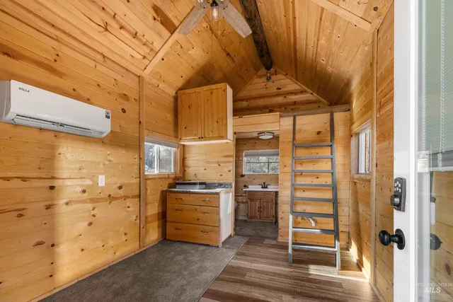 $235,000 | 124 Canyon Street, Horseshoe Bend, ID 83629