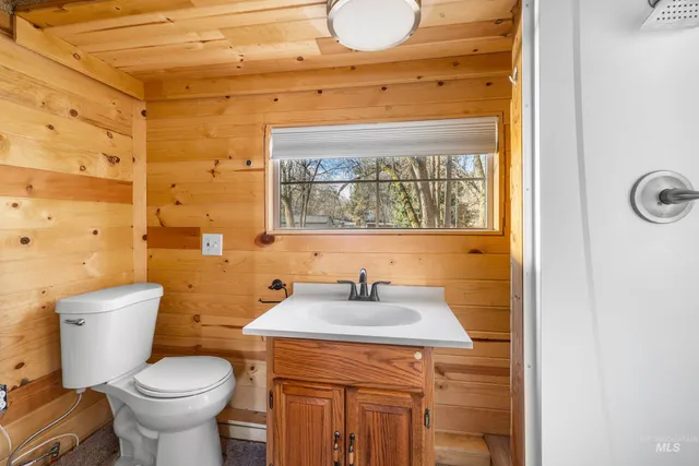 $235,000 | 124 Canyon Street, Horseshoe Bend, ID 83629