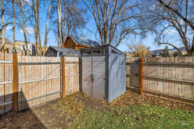 $235,000 | 124 Canyon Street, Horseshoe Bend, ID 83629