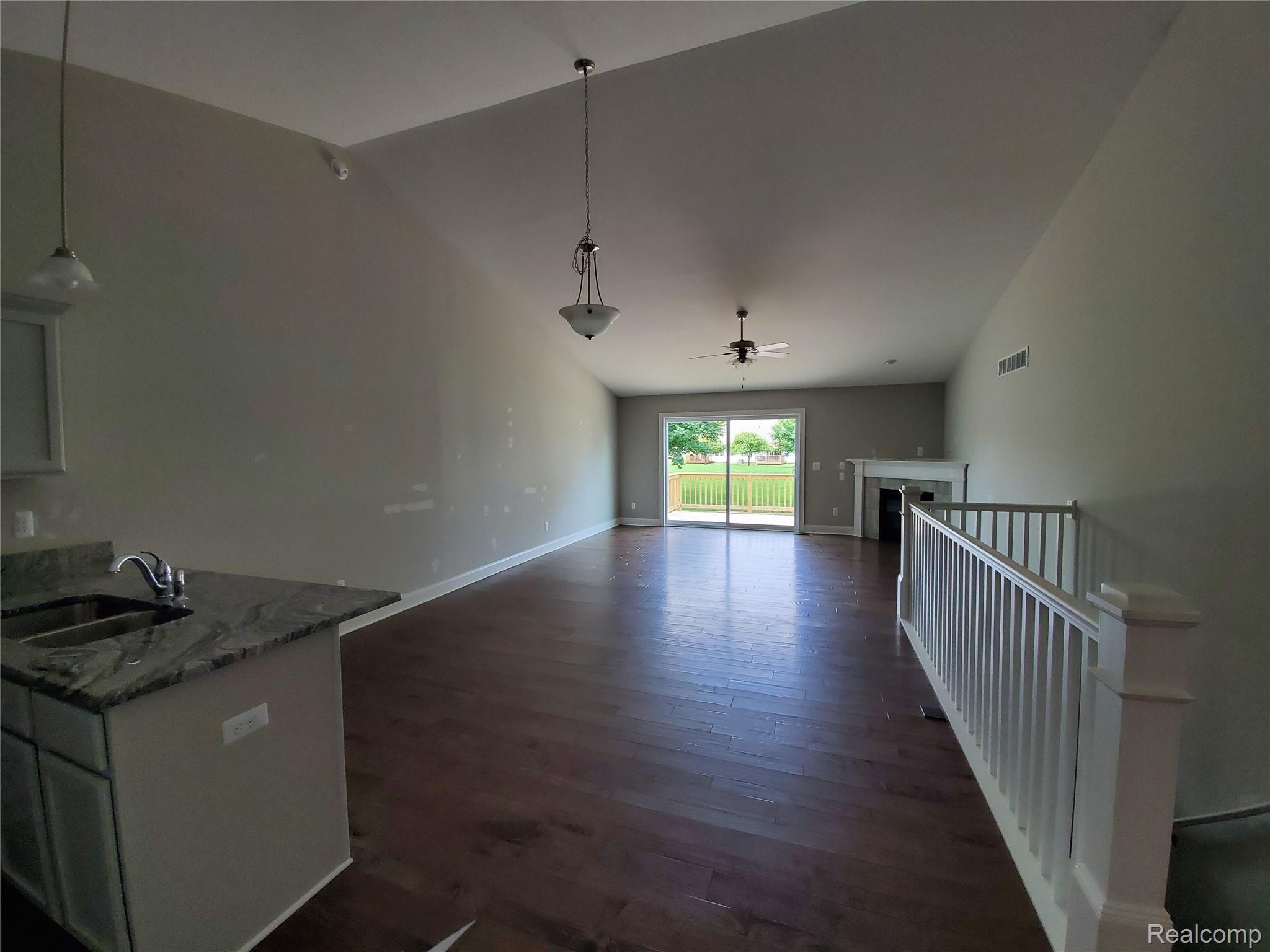 1927 Genoa Circle, Unit 90 Howell, MI 48843 - Photo 3 of 10 20190618_125112.jpg