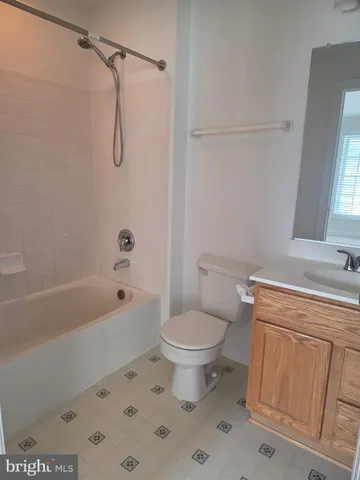 $3,200 | 8183 Skelton Circle, Falls Church, VA 22042