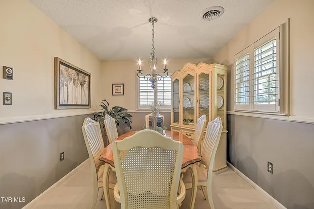 $365,000 | 186 Woodway Circle, Bluff City, TN 37618