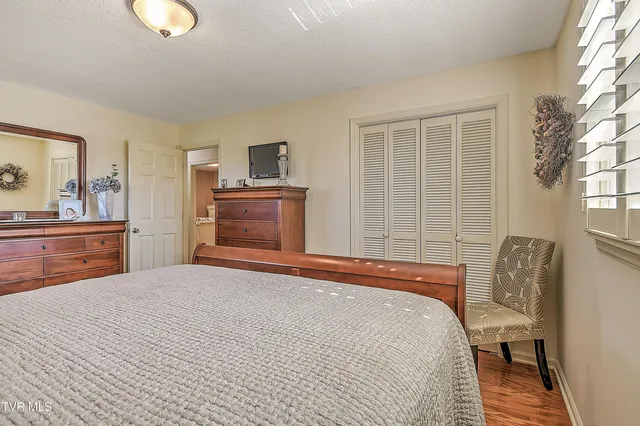 $365,000 | 186 Woodway Circle, Bluff City, TN 37618