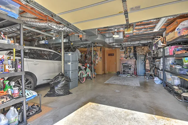 $365,000 | 186 Woodway Circle, Bluff City, TN 37618