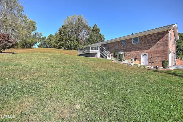 $365,000 | 186 Woodway Circle, Bluff City, TN 37618