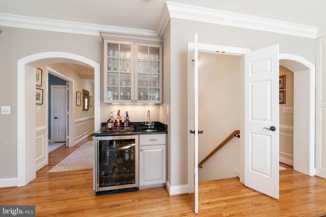 $1,625,000 | 2201 Windsor Road, Alexandria, VA 22307