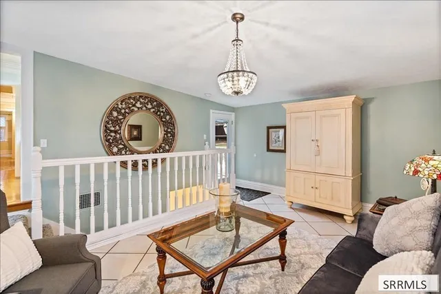 $2,200 | Undisclosed Address, Idaho Falls, ID 83404