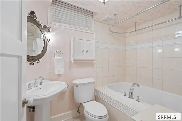 $2,200 | Undisclosed Address, Idaho Falls, ID 83404