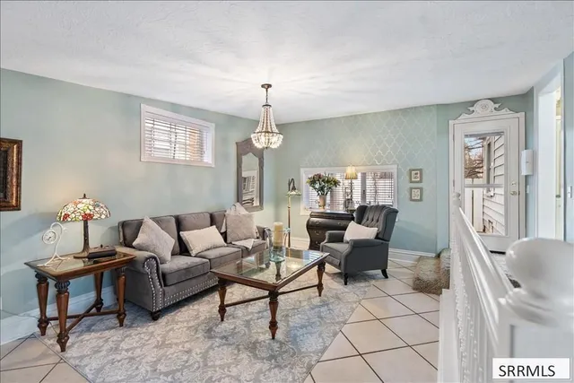 $2,200 | Undisclosed Address, Idaho Falls, ID 83404