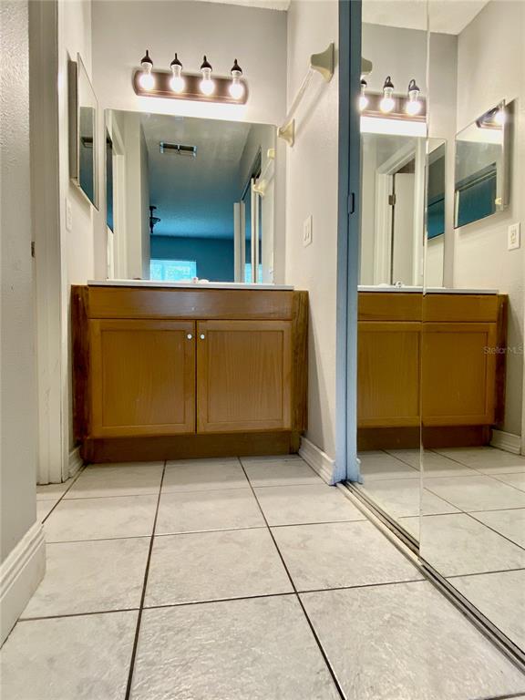 39132 County Road 54, Unit 2230 Zephyrhills, FL 33542 - Photo 15 of 17 a view of living room