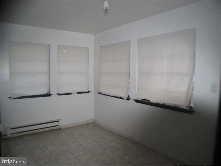 36 Clayton Road Williamstown, NJ 08094 - Photo 2 of 11 Unit #2