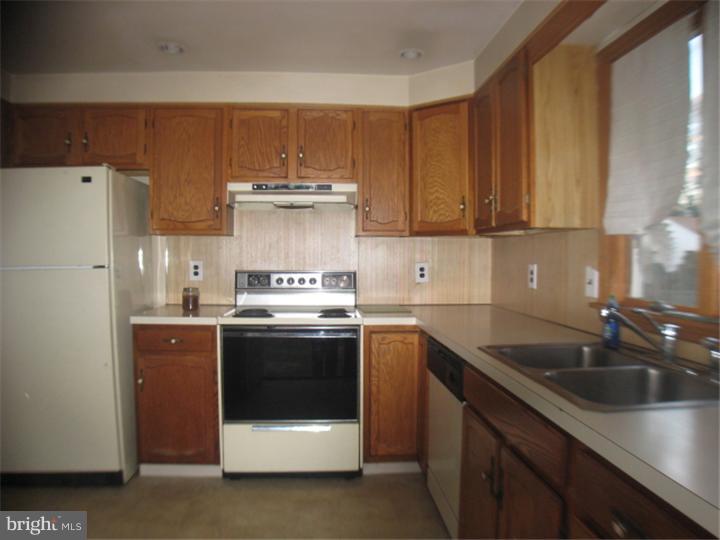 36 Clayton Road Williamstown, NJ 08094 - Photo 3 of 11 Unit #2