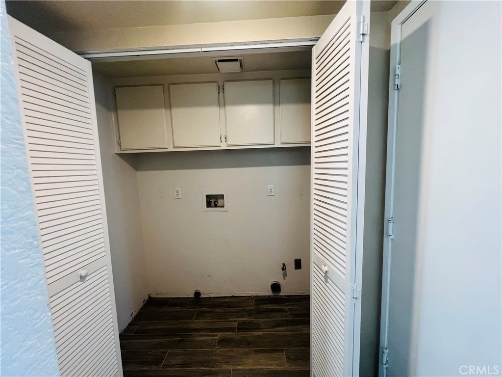 13278 Cardinal Road Victorville, CA 92392 - Photo 10 of 34