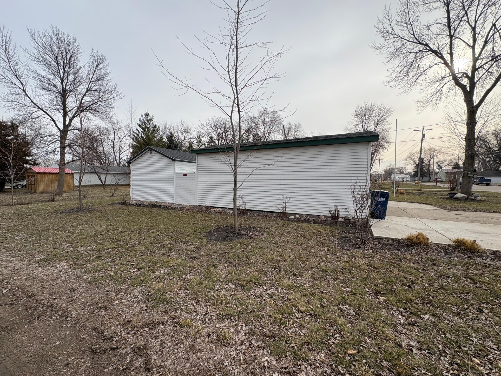 2118 Kansas Avenue Benson, MN 56215 - Photo 15 of 21