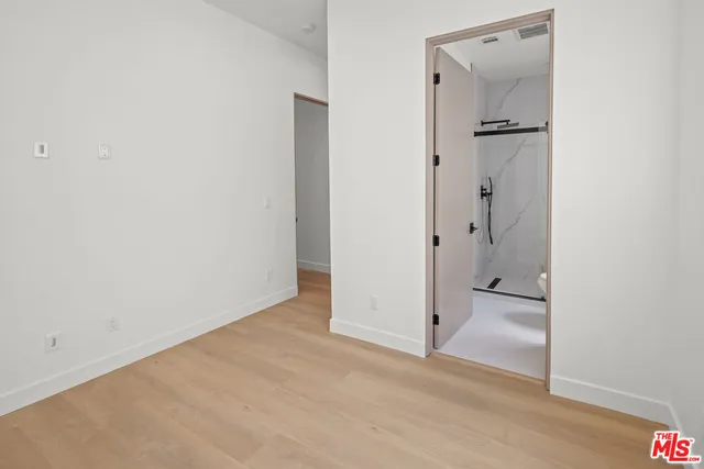 $5,041 | 11012 Hortense Street, Unit A, North Hollywood, CA 91602