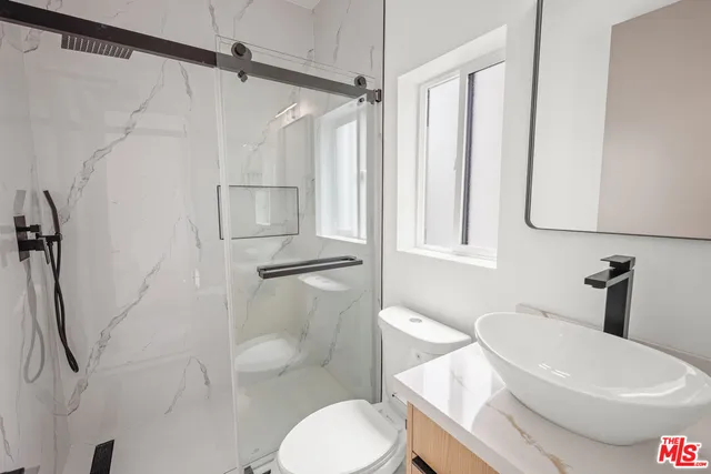 $5,041 | 11012 Hortense Street, Unit A, North Hollywood, CA 91602