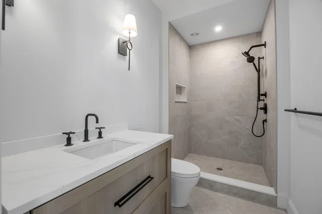 $3,595,000 | 2 Rockhill Road, Sandwich, MA 02563