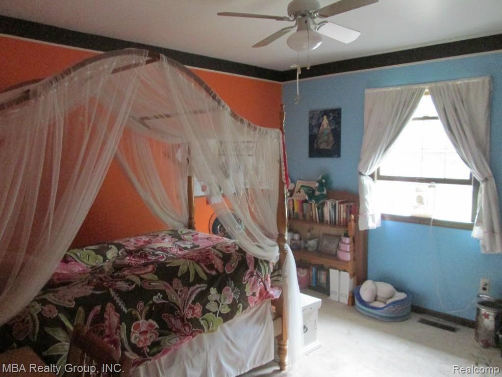 8496 Rucker Road Grosse Ile, MI 48138 - Photo 25 of 39 IMG_6764.jpg