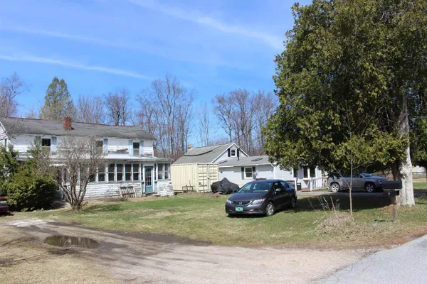 $100,000 | 109 Evergreen Drive, Bennington, VT 05201