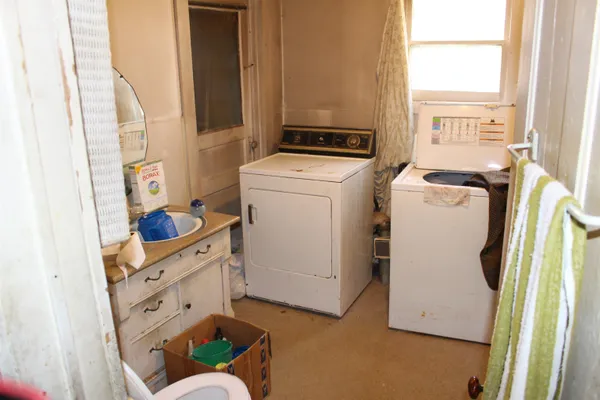 $100,000 | 109 Evergreen Drive, Bennington, VT 05201