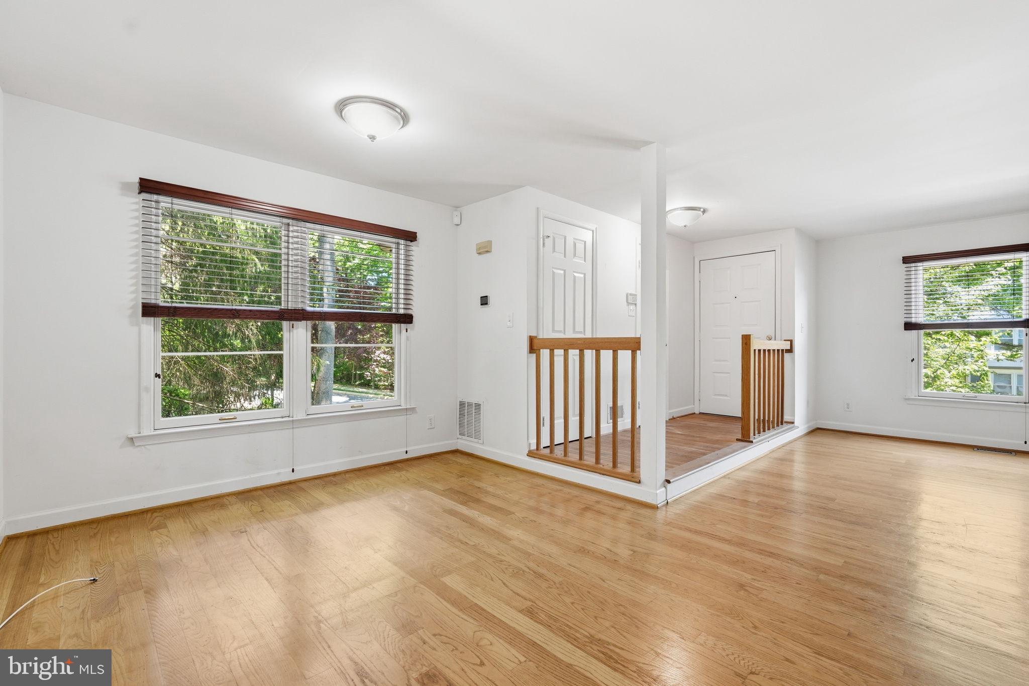 1609 Oak Spring Way Reston, VA 20190 - Photo 9 of 50