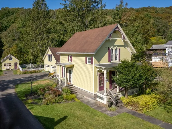 $499,000 | 191 Delaware Avenue, Andes, NY 13731