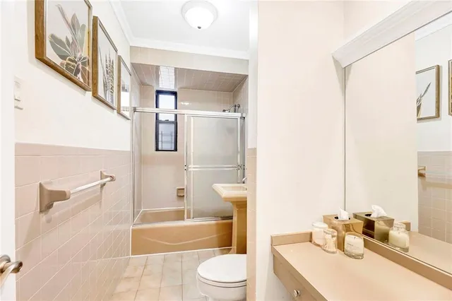 $379,000 | 145 95th Street, Unit D6 | Bay Ridge