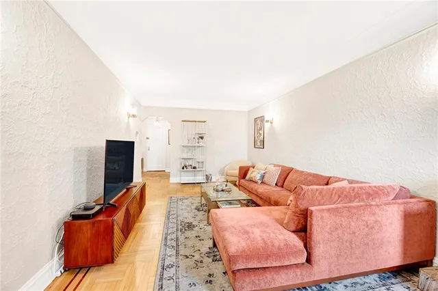 $379,000 | 145 95th Street, Unit D6 | Bay Ridge