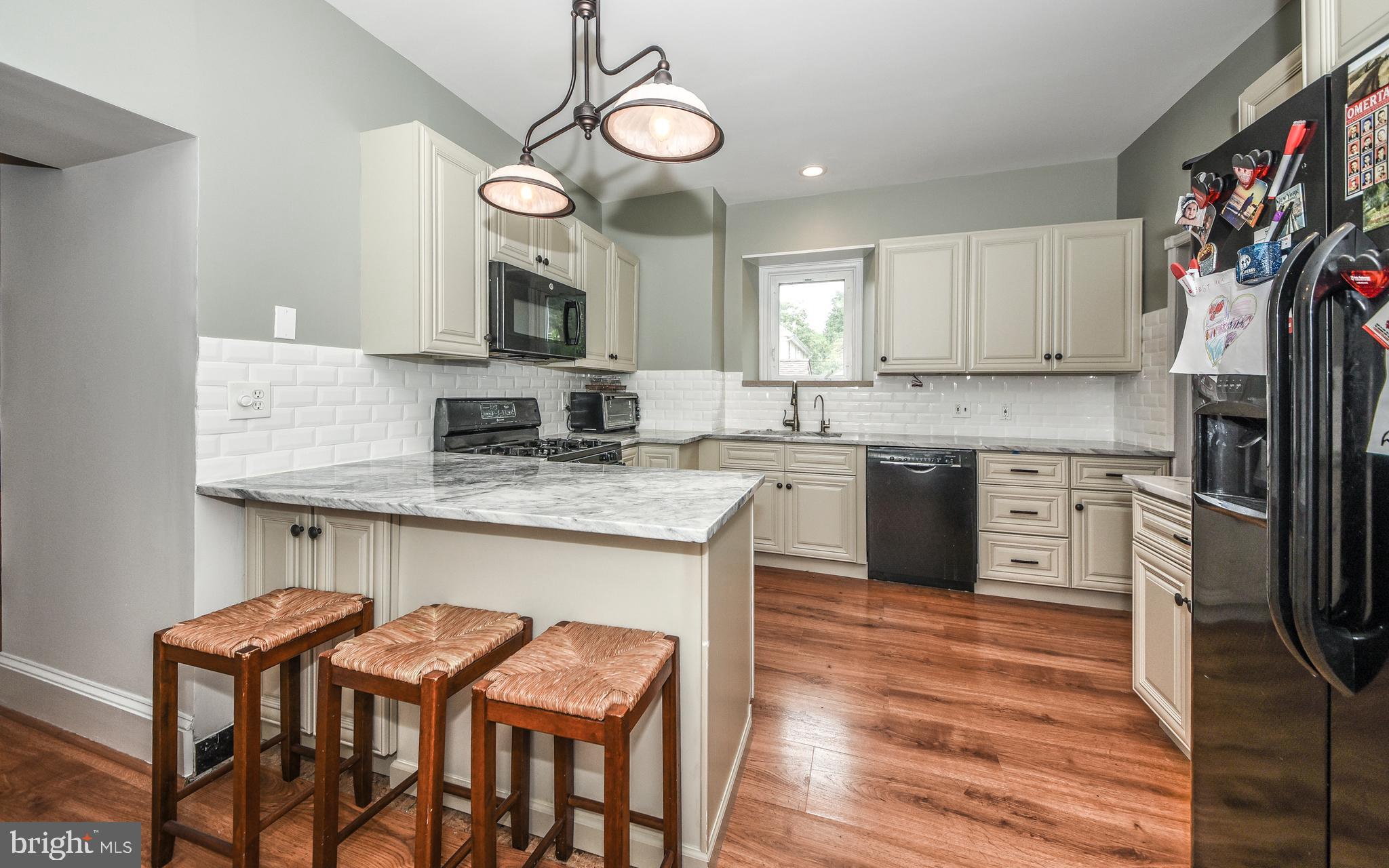 669 Wynkoop Avenue Huntingdon Valley, PA 19006 - Photo 11 of 36 Gallery Image 11