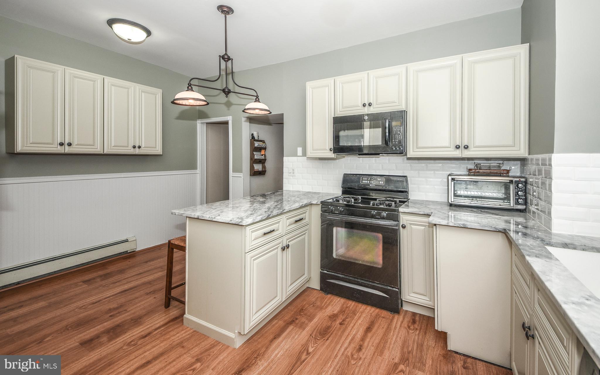 669 Wynkoop Avenue Huntingdon Valley, PA 19006 - Photo 12 of 36 Gallery Image 12