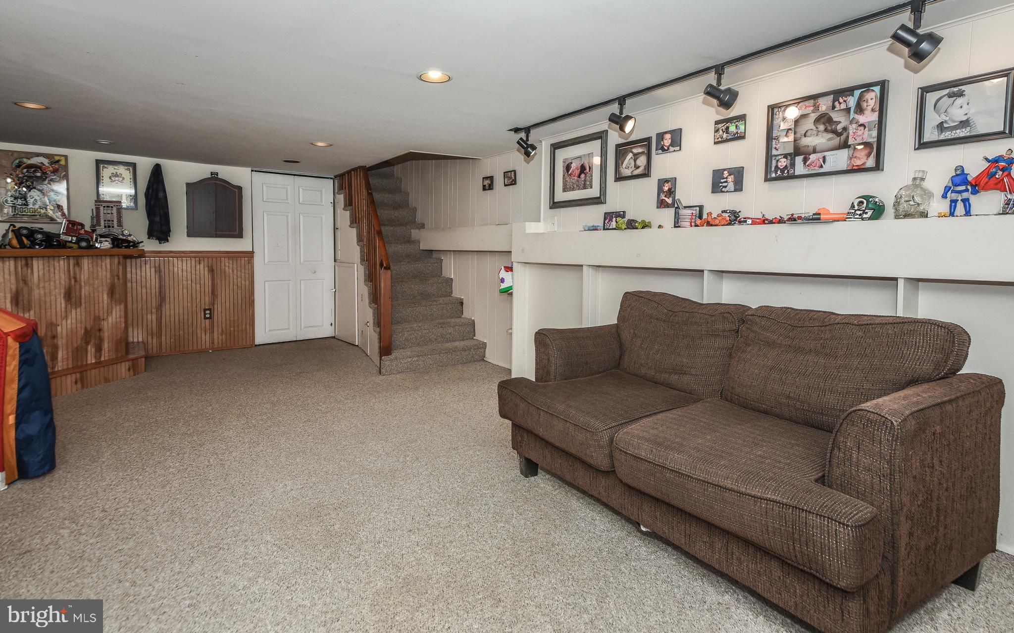 669 Wynkoop Avenue Huntingdon Valley, PA 19006 - Photo 30 of 36 Gallery Image 30