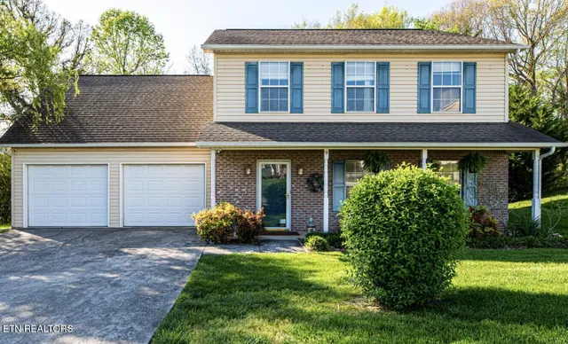 $440,000 | 702 Fox Landing Lane, Knoxville, TN 37922