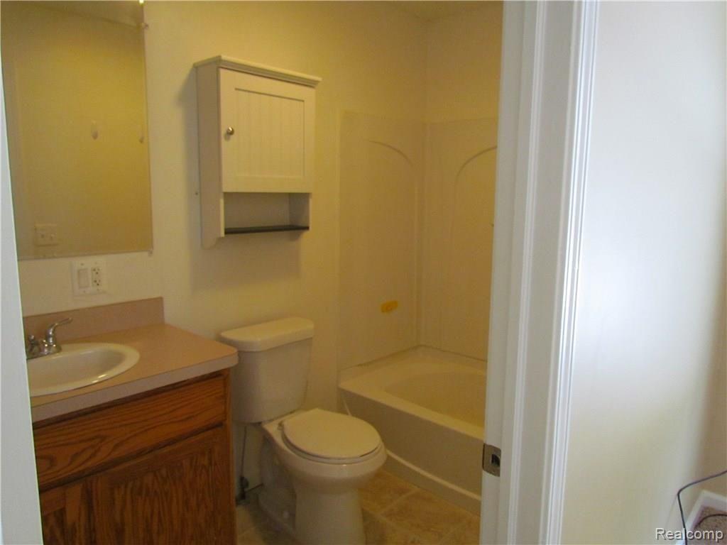 11502 Green Road Goodrich, MI 48438 - Photo 26 of 35