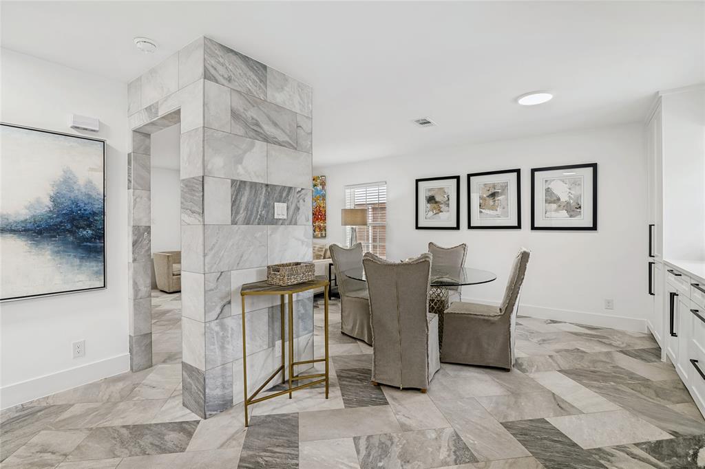 4419 Sexton Lane Dallas, TX 75229 - Photo 11 of 37