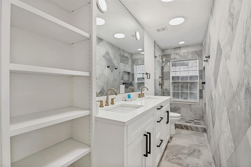 4419 Sexton Lane Dallas, TX 75229 - Photo 22 of 37