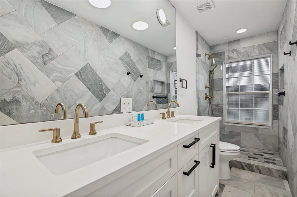 4419 Sexton Lane Dallas, TX 75229 - Photo 23 of 37