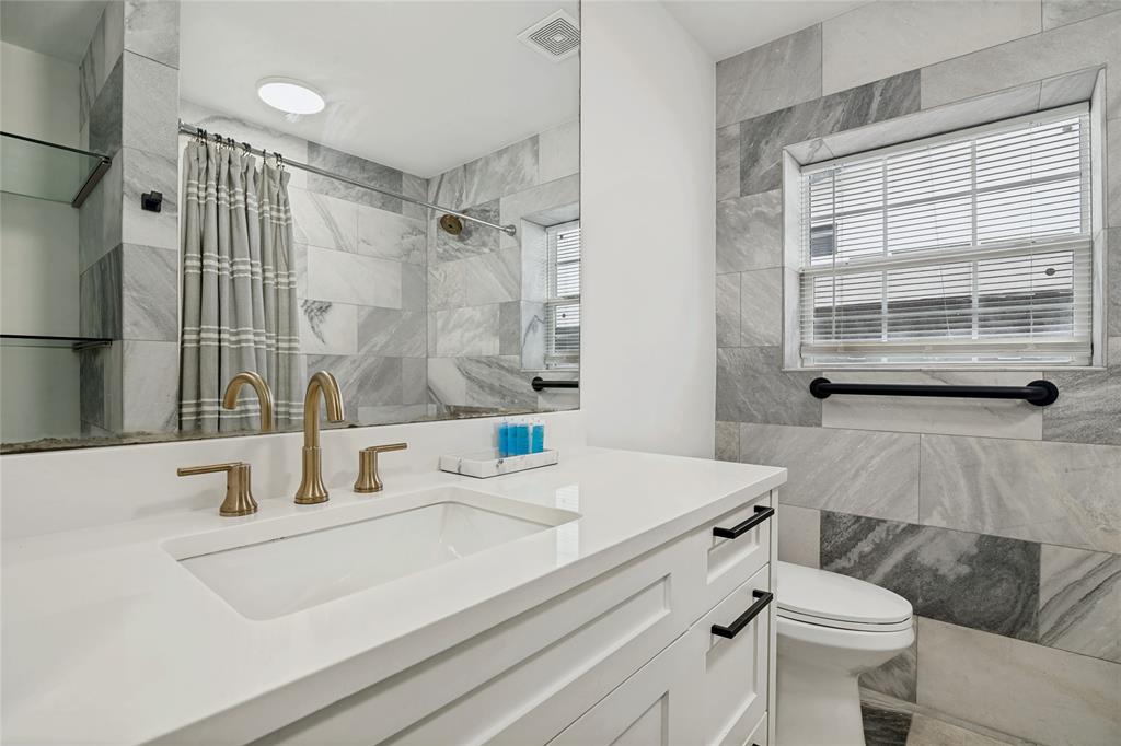 4419 Sexton Lane Dallas, TX 75229 - Photo 25 of 37