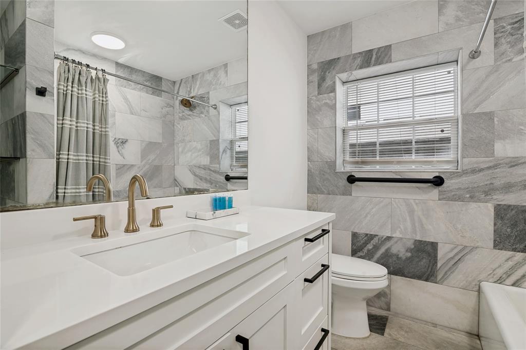 4419 Sexton Lane Dallas, TX 75229 - Photo 26 of 37