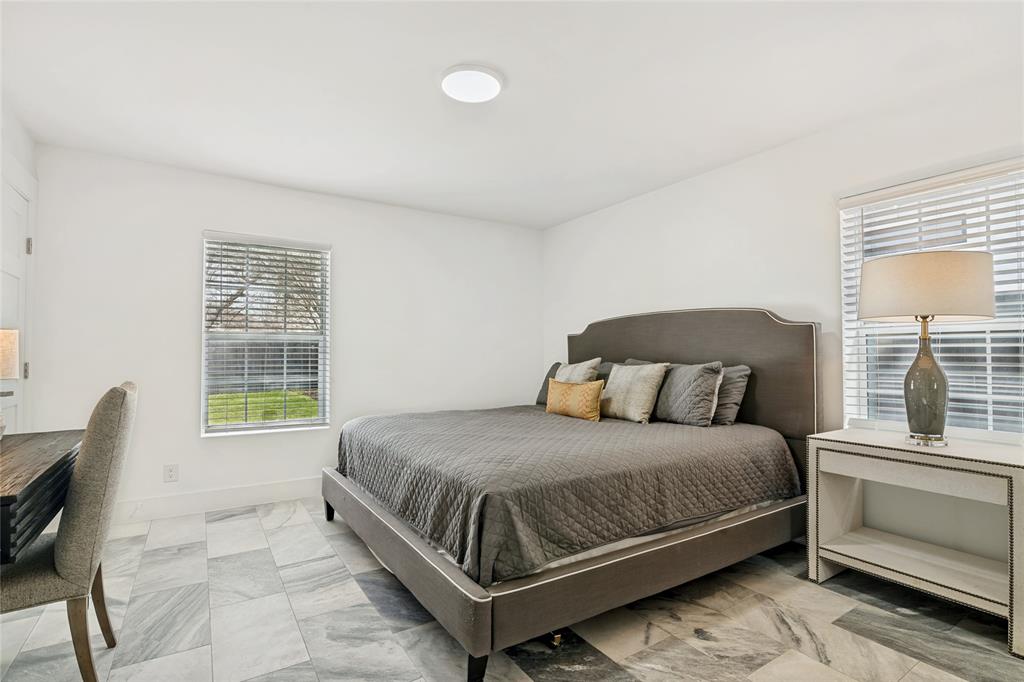 4419 Sexton Lane Dallas, TX 75229 - Photo 27 of 37